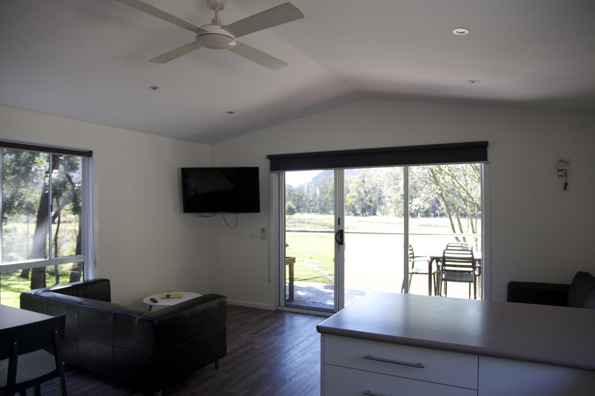 Halls Gap Lakeside Tourist Park Room photo